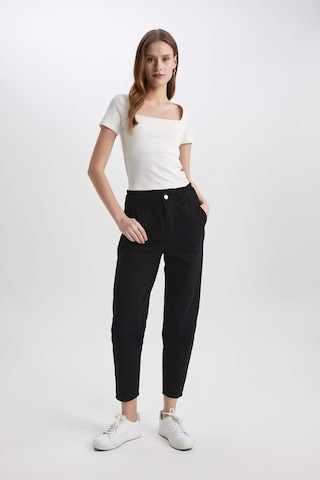 DeFacto Paperbag Gabardin Kumaş Pantolon Yüksek Bel Cepli Basic Düz Standart Paça S2790AZ24SMBK27