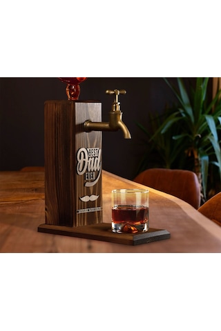 Bk Gift Kişiye Özel Kabartma İsimli Babalar Günü Tasarımlı Musluklu Ceviz Ahşap Şarap Standı, Viski Çeşmesi, Babaya Hediye, İçecek Dispenseri-7