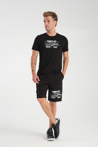 Tommy Life Siyah Baskılı Regular Şort T-shirt Takım