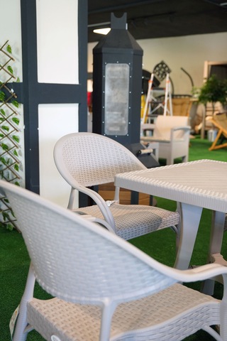 Alezy Bambu Balkon Bahçe Masa Takımı 4 Kişilik 70x70 Masa 4 Adet Bambu Koltuk Cappucino