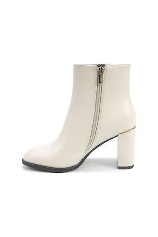 Nine West Olga 5pr Kırık Beyaz Kadın Topuklu Bot 000000000102012106 Beyaz