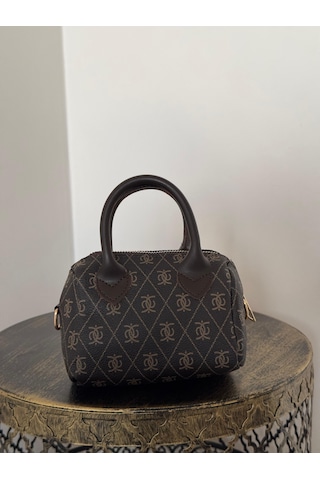 Nira Minimalist Tasarım Monogram Desenli Ayarlanabilir Askılı Fermuar Kapama Kadın Çantası Kahverengi