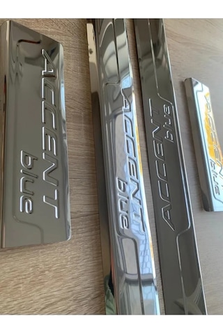 Hyundaı Blue Krom Kapı Eşiği 2011ve Sonrası Blue Yazılı Paslanma