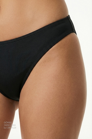 Penti Siyah Slip Bikini Altı