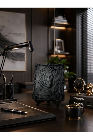 Aslan Figürlü Kabartmalı Dekoratif Çerçeve Obje Ev, Ofis Dekorasyonu Masaüstü Dekoru 13 X 18 Cm