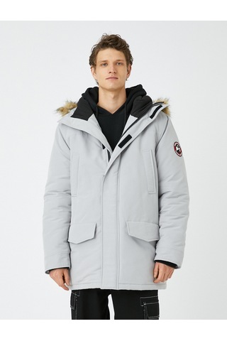 Koton Kapşonlu Anorak Suni Kürk Detaylı Fermuarlı Etiket Baskılı Gri 4wam00030hw Gri