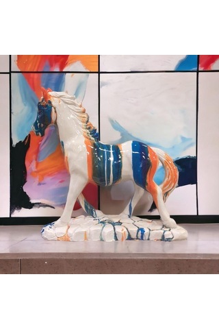 T.concept Dekoratif Sakin Beyaz At Biblo Renkli 35 X 35 Cm