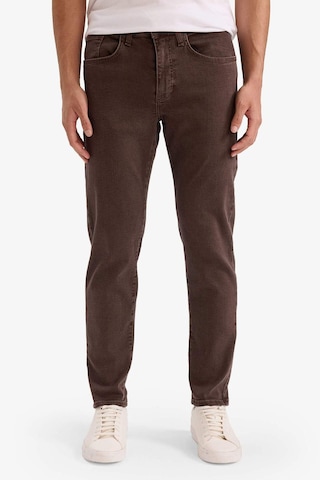 Defacto Slim Tapered Fit Dar Kalıp Normal Bel Daralan Paça Jean Pantolon F4046ax25wnbn539 Kahve-bn539