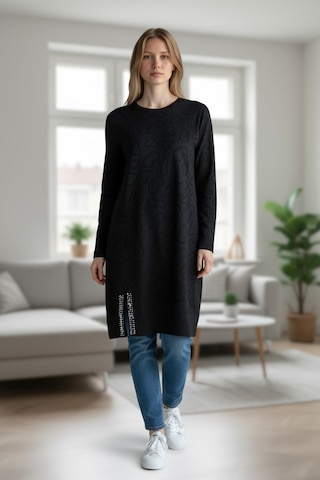 Kadın Önü Desenli Etek Yan Ucu Boncuklu Düşük Kol Tunik Siyah