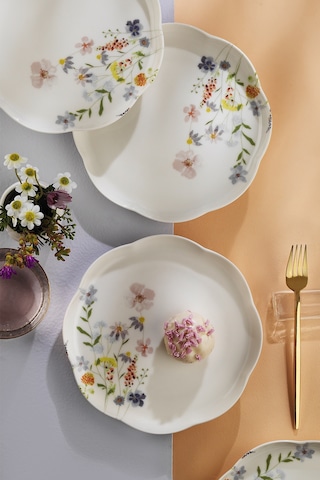 Kütahya Porselen Bone Velora 4 Parça 20 Cm Pasta Tabağı Çiçekli Çok Renkli