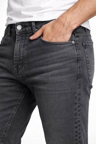 Classics Men Erkek Slim Fit Dar Paça Esnek Likralı Denim Jeans Kot Pantolon 7573 Füme