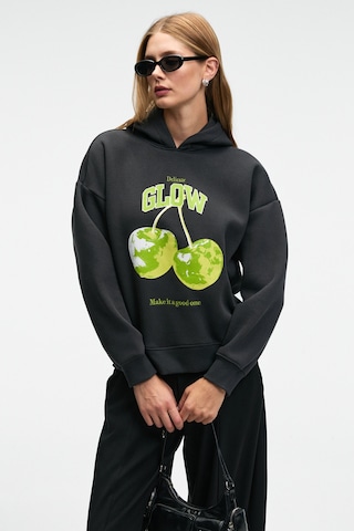 Grimelange YANMESA Kadın Oversize Baskı Ve Nakış Detaylı Uzun Kollu Kapüşonlu Koyu Antrasit Sweatshirt