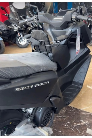 Kymco Skytown Motosiklet Çocuk Koltuğu, Emniyet Kemerli