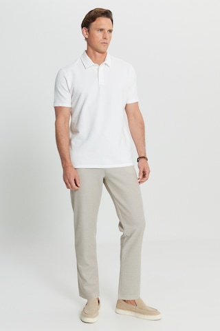 Altınyıldız Classıcs Erkek Beyaz Pamuklu Slim Fit Dar Kesim Polo Yaka Jakarlı Esnek Tişört