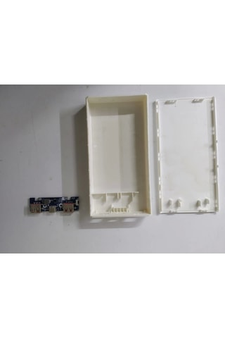 Altılı 18650 Pil Uyumlu Boş Power Bank Kutusu 5v/2.1a Pilsiz Beyaz
