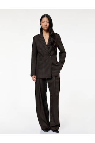 Koton Koton X Sibil Çetinkaya - Uzun Kollu Cepli Çizgili Kruvaze Blazer Ceket Kahverengi Çizgili 6wak50069pw Kahve Çizgili