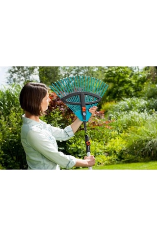 Gardena 3099-20 Combisystem Plastik Ayarlanabilir Tırmık Belirtilmemiş