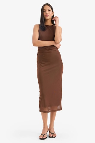 Defacto Bodycon Vücudu Saran Yuvarlak Yaka Tül Kolsuz Midi Elbise D8036ax25aubn320 Kahve