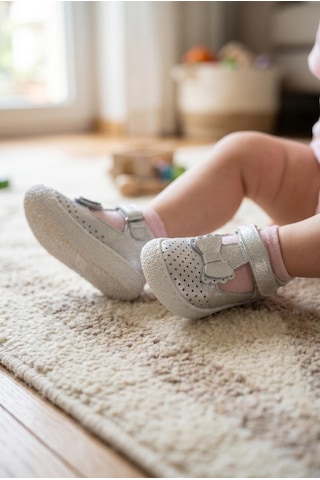 Tuğba Ortopedi 751 Kız Bebek Deri İlk Adım Ayakkabı Gümüş