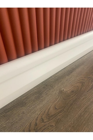 11.5 Cm Polimer Lake Beyaz Ledli Süpürgelik