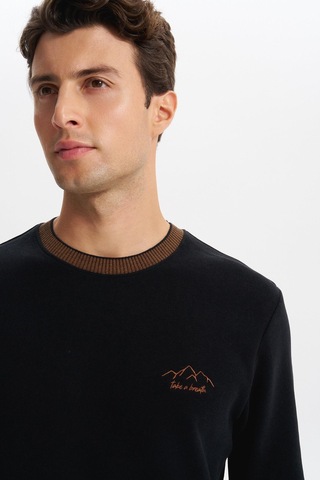 AR-MA Arma Erkek Regular Fit Örme Selanik Sweatshirt %65 Pamuk %35 Polyester, Karbon Fırçalı, Basic Bisiklet Yaka K30124698902 Siyah