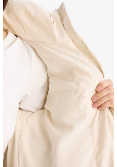 DeFacto Standart Fit Kapüşonlu Fermuarlı Cepli Şişme Mont E9592AX25SPBG414 Bej DeFacto Standart Fit Kapüşonlu Fermuarlı Cepli Şişme Mont E9592AX25SPBG414 Bej