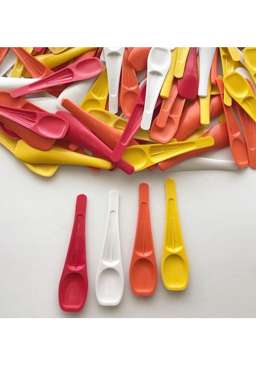 Plastik Dondurma Kaşığı 756 Adet Çok Renkli