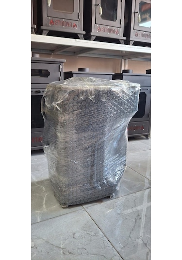 Etinova Eti-k5 Küçük Üç Tarafı Camlı Fırınsız Şömine Tipi Pelet Soba