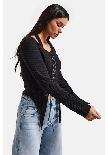 Itsbasic Kadın Siyah W5 Asimetrik Kesim Özel Tasarım Crop Top
