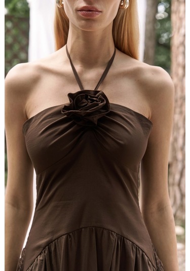 Elisa Gül Detay Koyu Kahve Uzun Elbise