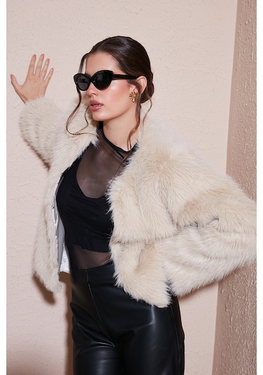 Lela Oversize Fit Yuvarlak Yaka Astarlı Kısa Bayan Kürk 6810266 Ekru