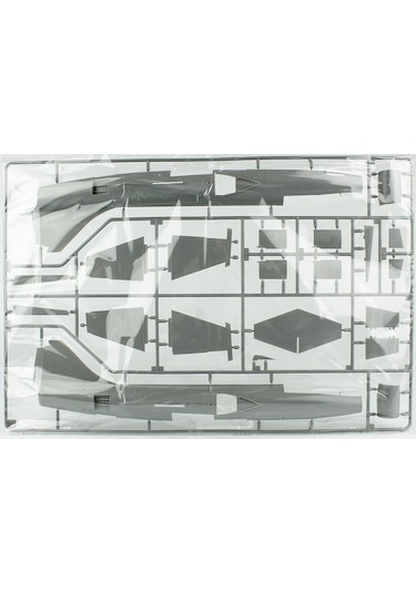 Kinetic K48127 1/48 Cf-104 Starfighter Savaş Uçağı, Plastik Model Kiti