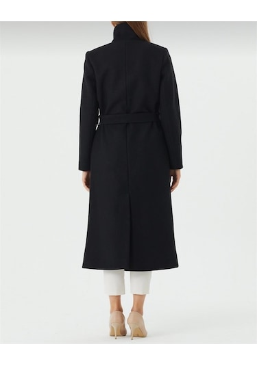 Siyah Yakalı Kuşak Kapama Yün Kaşe Manto Kaban