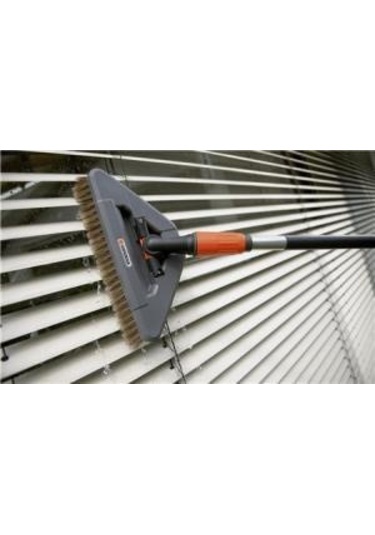 Gardena 5560-20 Dirsek Eklemli Yıkama Fırçası