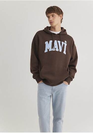 Mavi - Mavi Logo Baskılı Kapüşonlu Kahverengi Sweatshirt 067149-88067 Kahverengi