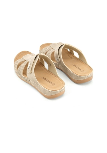 Gezer Yazlık Kadın Suni Deri Rahat İç Taban Tek Cırtlı Kemer Ayarlanabilir Günlük Terlik Gt1yze.14917.04.012.g8 Bej