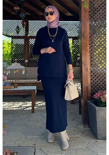 Rabia Şamlı Sezen Triko Takım Lacivert Çok Renkli