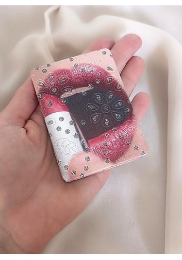 Ayna Kadın Makyaj Aynası Dudak Kırmızı Ruj Cep Çanta Model El Aynası 17227