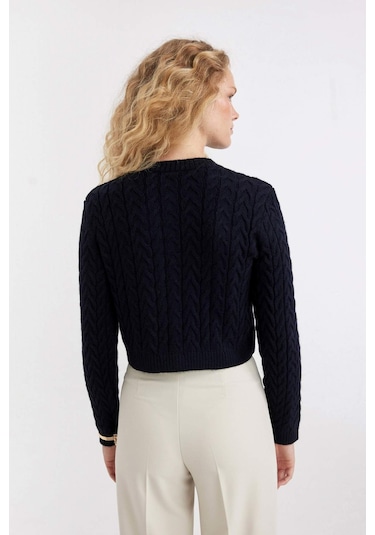 Defacto Regular Fit Bisiklet Yaka Saç Örgü Desenli Düğmeli Triko Hırka C9044AX24WNNV131 Lacivert Defacto Regular Fit Bisiklet Yaka Saç Örgü Desenli Düğmeli Triko Hırka C9044AX24WNNV131 Lacivert