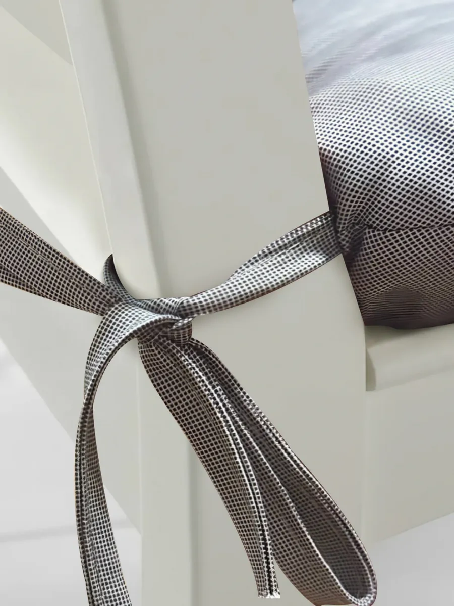 Ikea Kare Desenli Koltuk Minderi Bağcıklı 2 Adet, Ikea Hellvi. 267345179 Gri