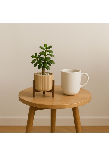 Nordik Stil Ayaklı Saksı