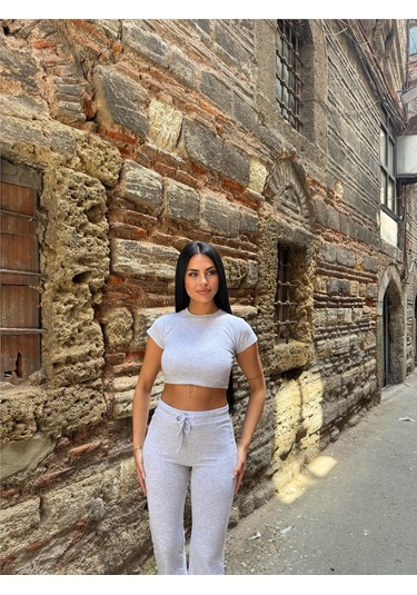 Gri Polyamid Elastan Crop Takım Gri
