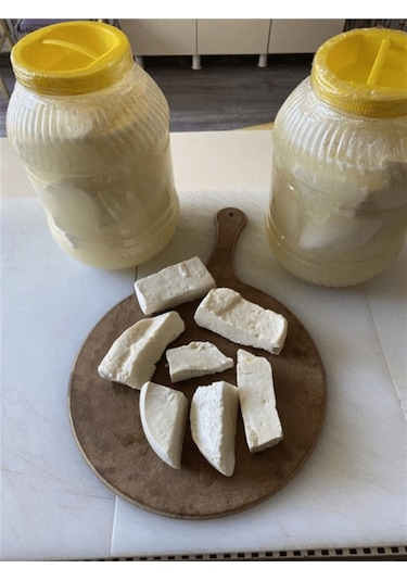 Velioğlu Şavak Salamura İnek Peyniri 3 KG