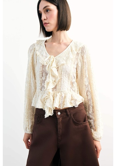 Defacto V Yaka Önden Bağlamalı Volanlı Dantel Bluz F9717ax25smer105 Ekru