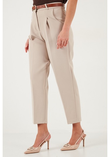 Lela Regular Fit Yüksek Bel Düz Paça Kemerli Bayan Pantolon 68350938 Taş