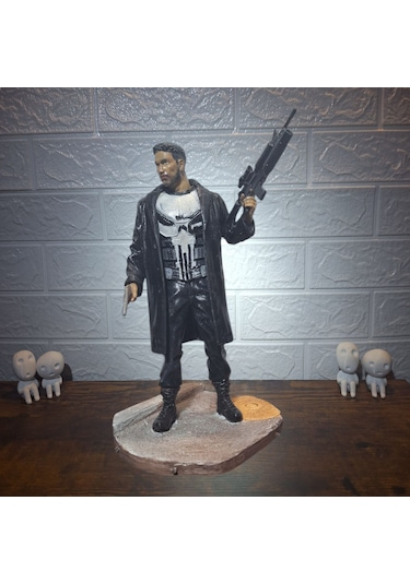The Punisher Frank Castle El Yapımı Koleksiyon Figürü 27 Cm