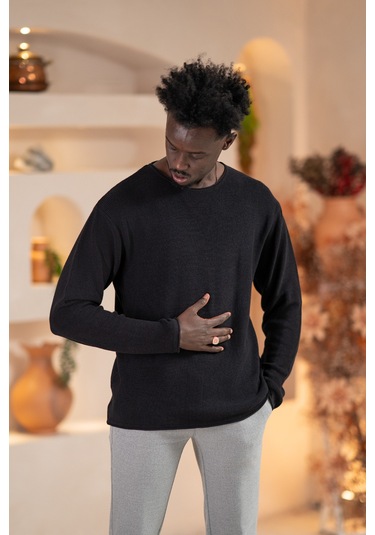 Regular Fit Likralı Kendinden Çizgili Mevsimlik Spor Kazak Siyah