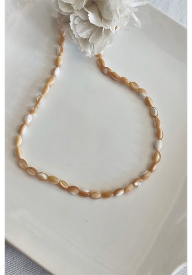 Badeaccessories  Krem Sedef Doğal Taş Kolye Yeşil