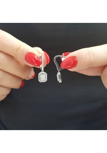 Lova 0,73 Karat Baget Pırlanta Küpe - 3030047