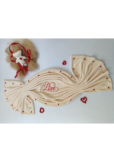 Tv Battaniyesi Love Nakışiı Kalpli Ponponlu Koltuk Şalı Battaniye Hediyelik Örtü Oyun Matı Ekru
